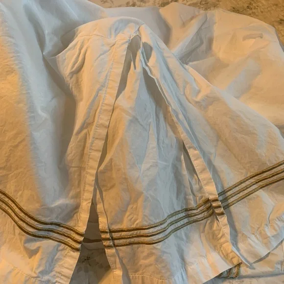 Pottery Barn Twin bed skirt